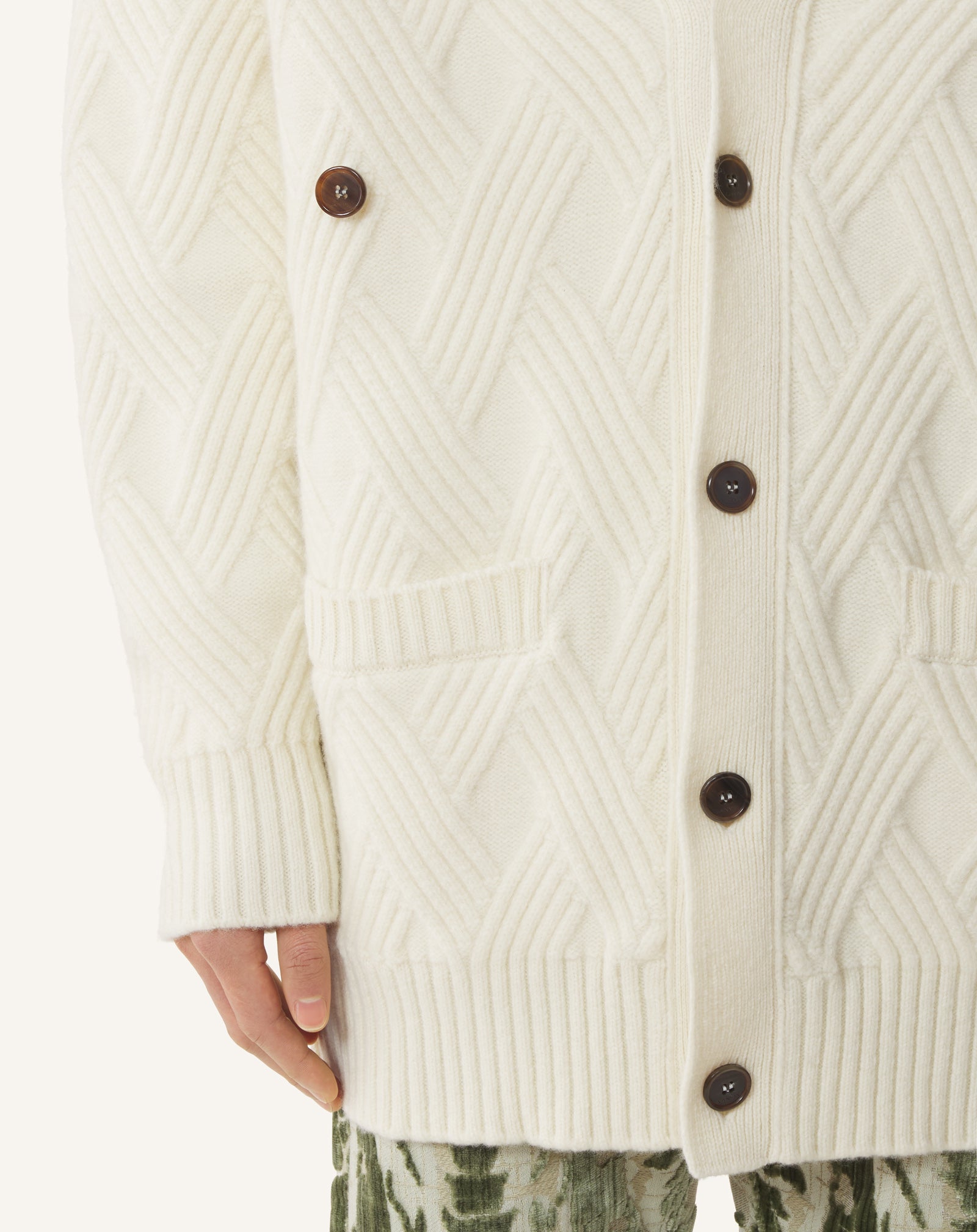 CARDIGAN AMPLE EN LAINE TORSADÉE BLANC