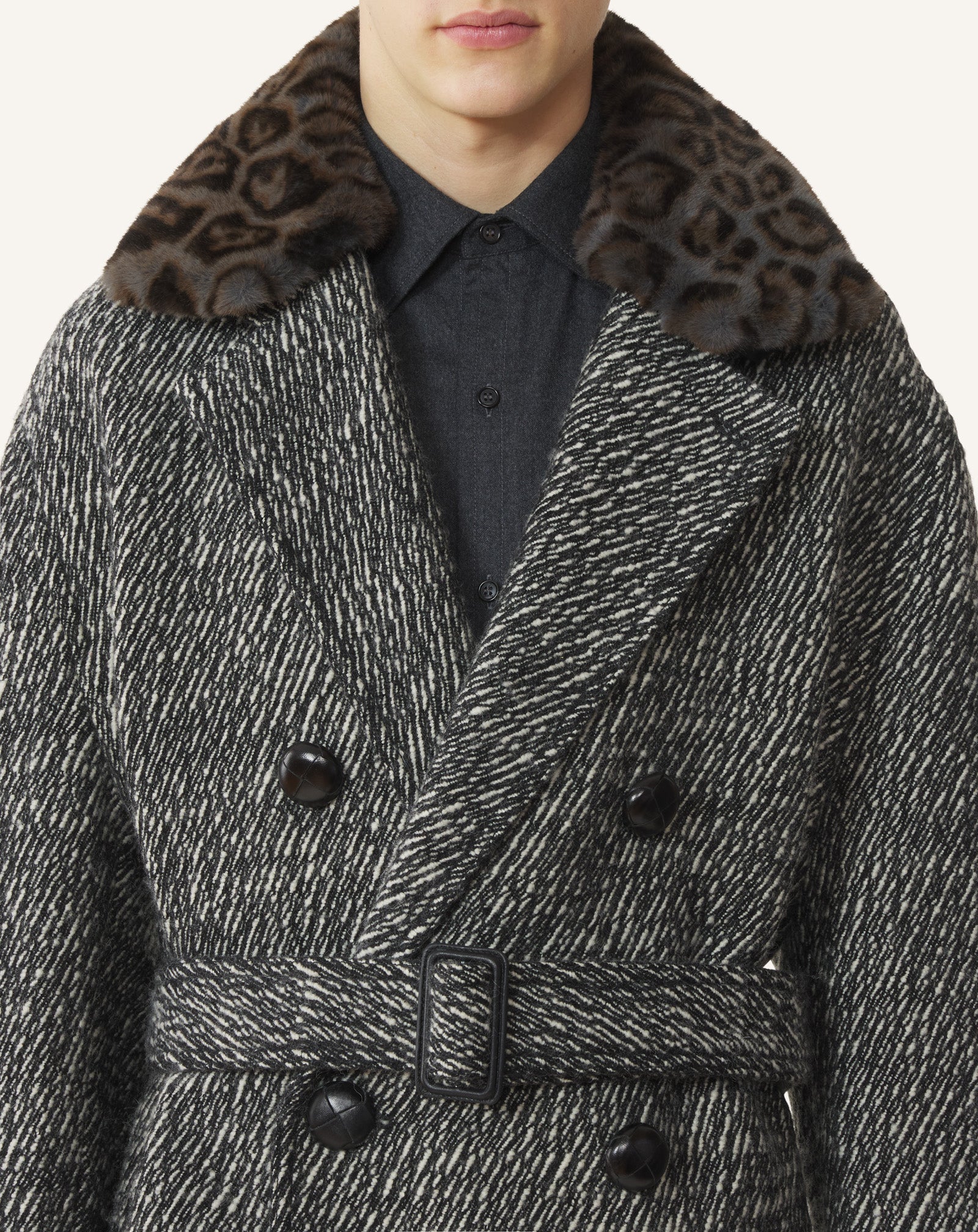 TRENCH AMPLE EN LAINE TEXTURÉE GRIS