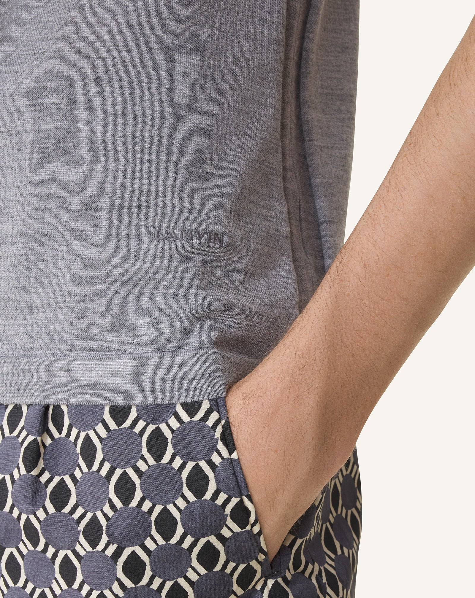 POLO EN LAINE MÉRINOS NOIR