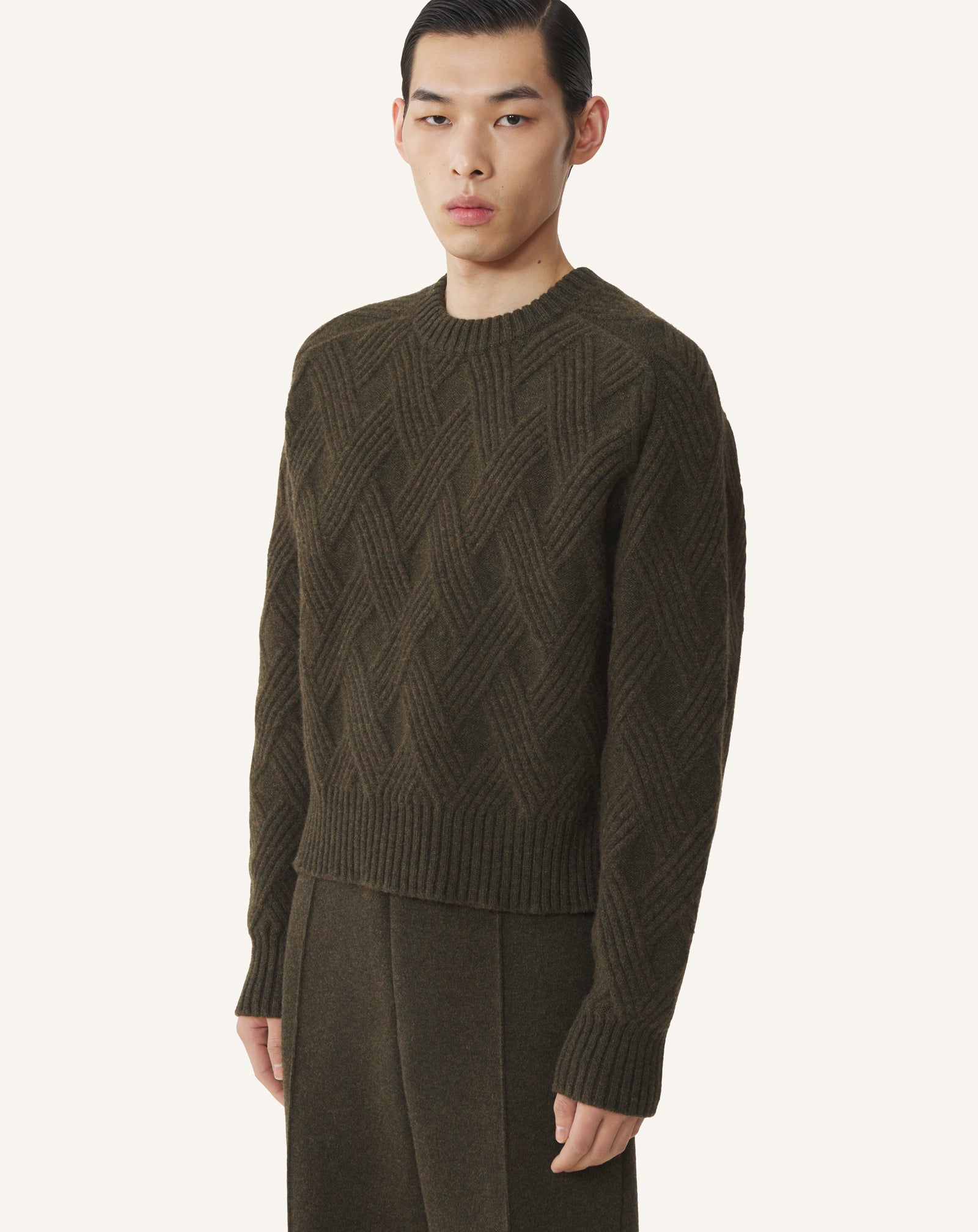 PULL EN LAINE TORSADÉE NOIR