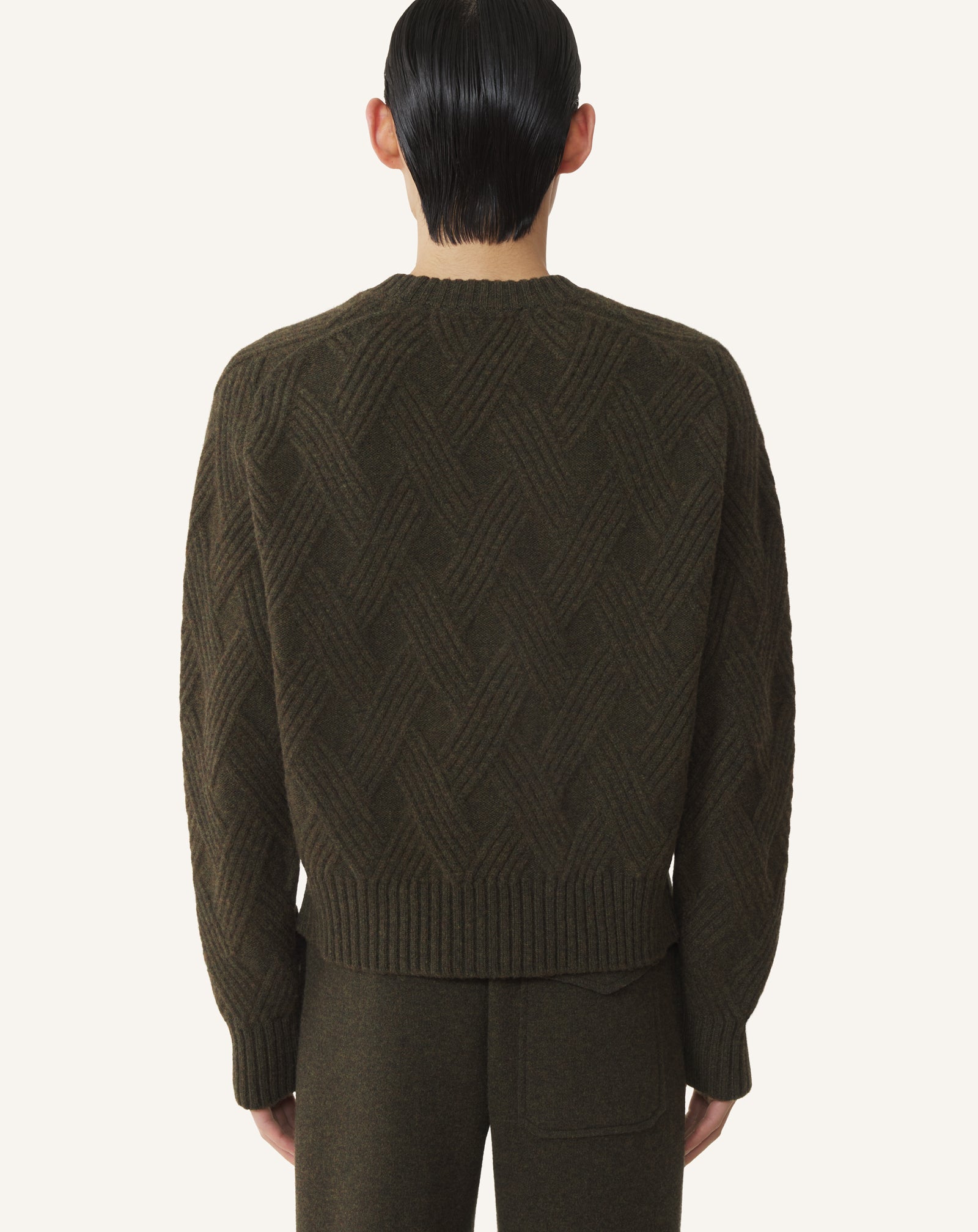 PULL EN LAINE TORSADÉE NOIR