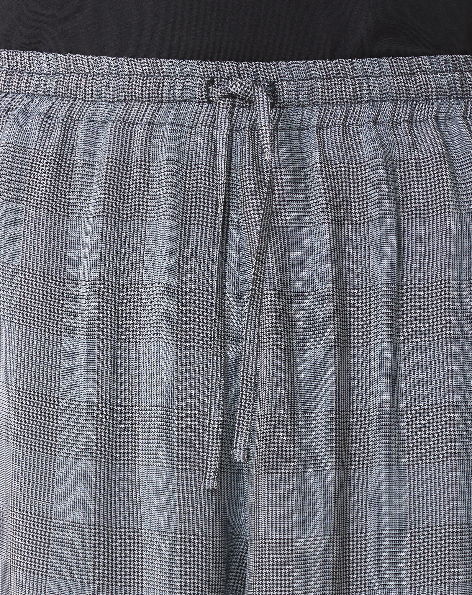 BERMUDA EN VISCOSE NOIR