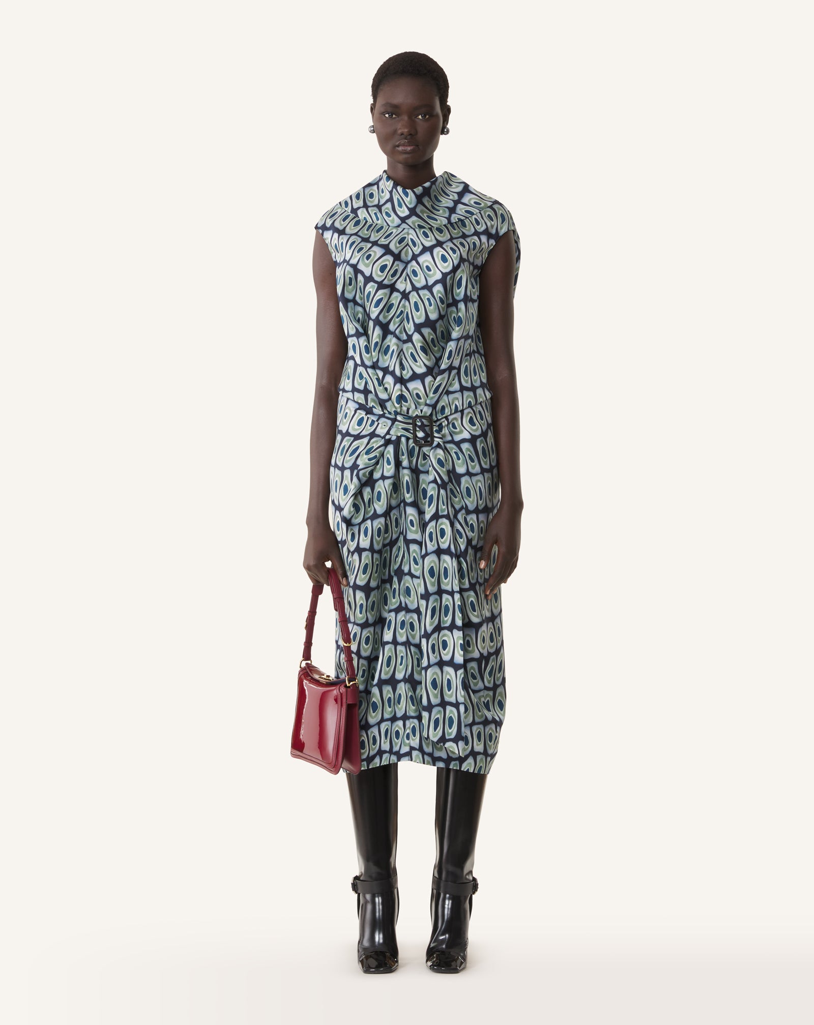 ROBE CAPE EN SOIE IMPRIMÉE