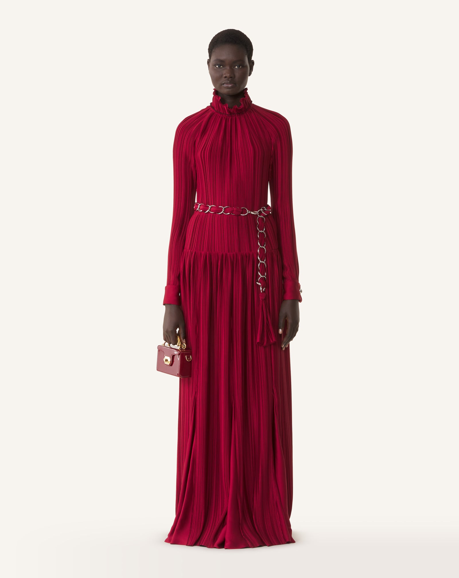 ROBE LONGUE EN CHARMEUSE PLISSÉE