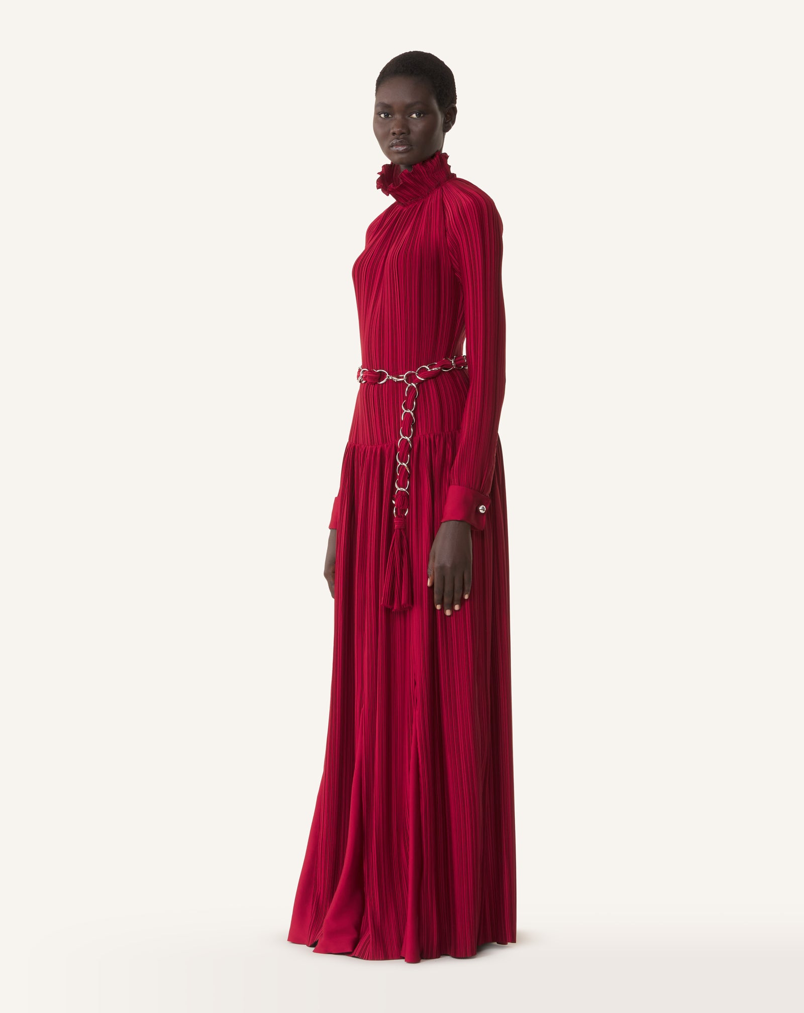 ROBE LONGUE EN CHARMEUSE PLISSÉE