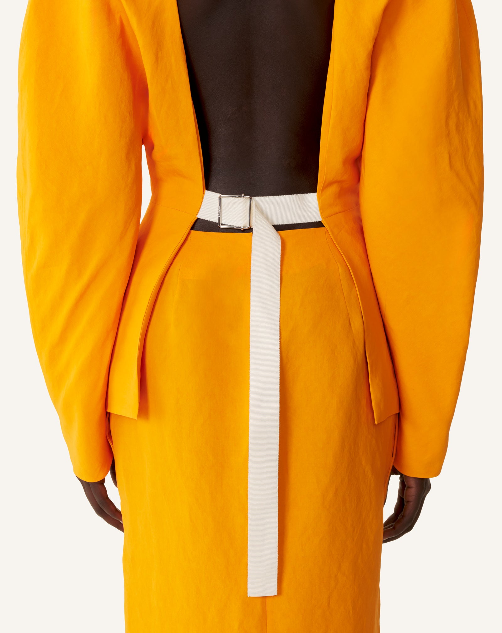 VESTE DOS NU EN PAPIER