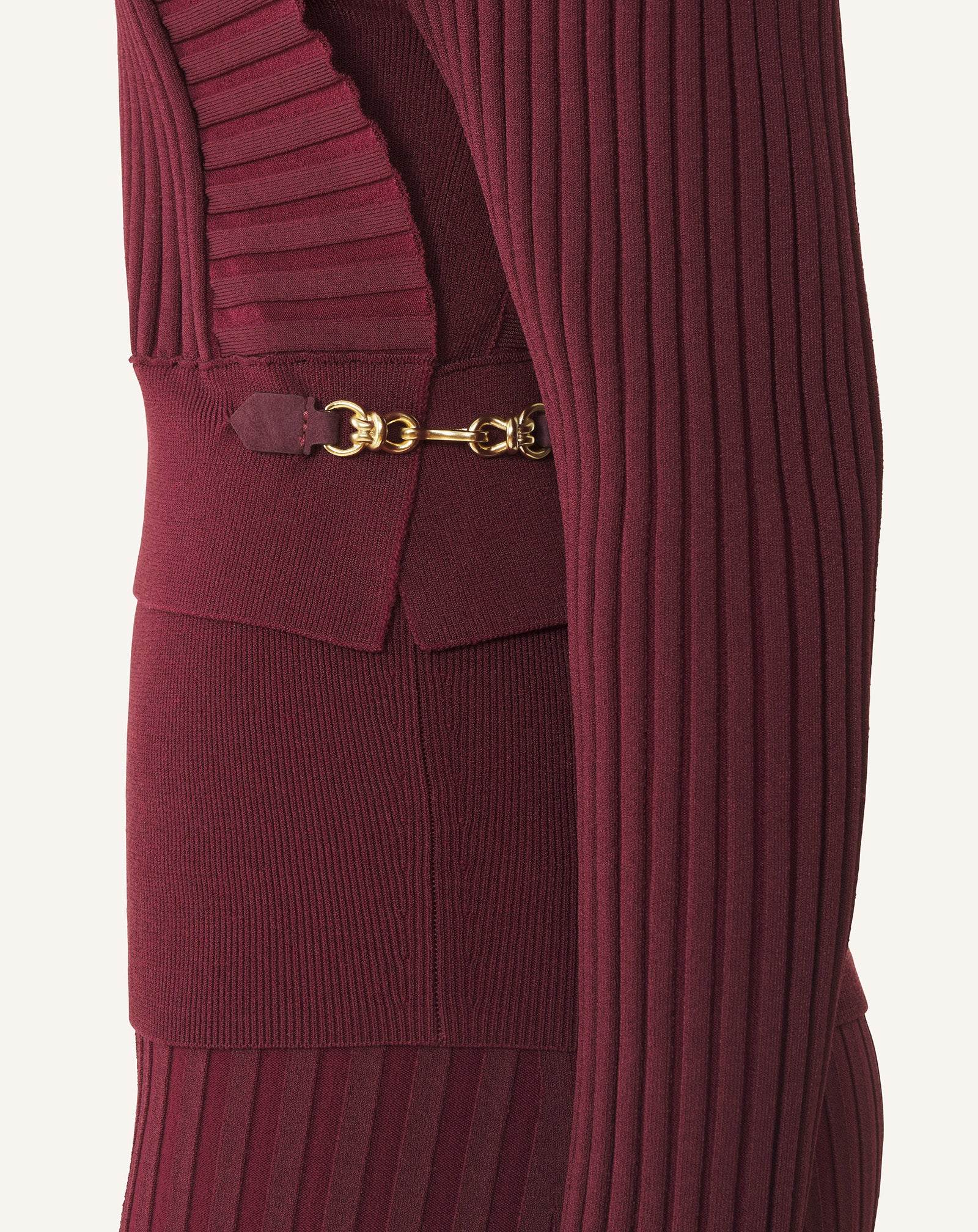 RED VISCOSE BIB SWEATER