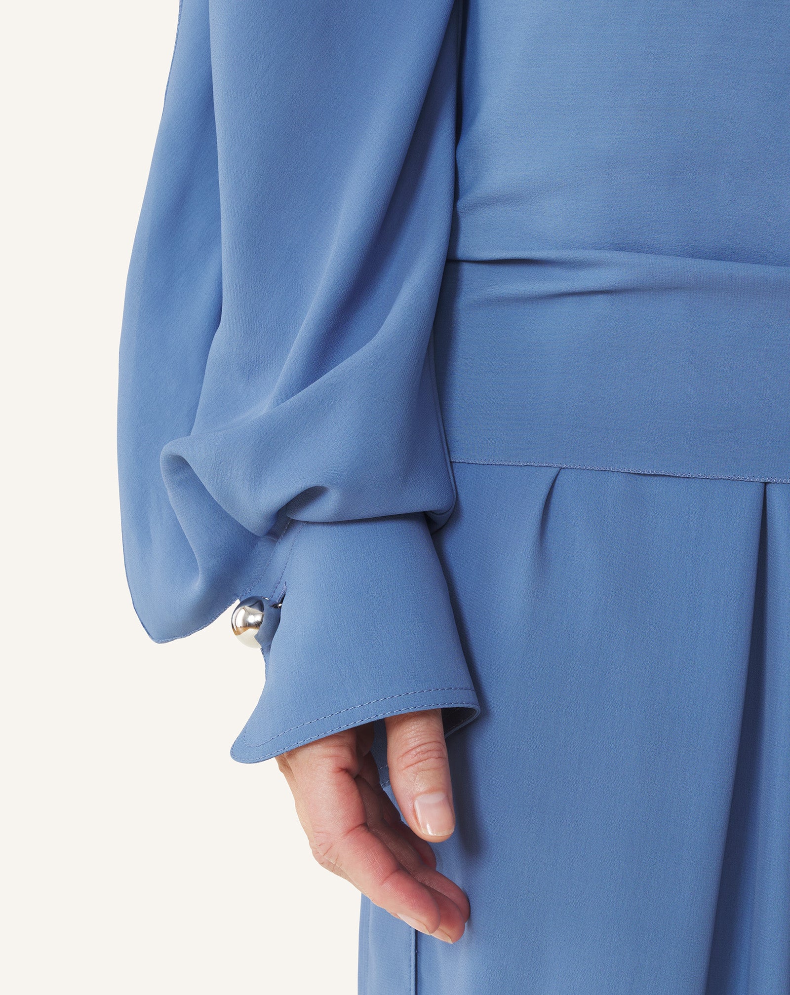 HAUT À MANCHES LONGUES EN CRÊPE DE CHINE