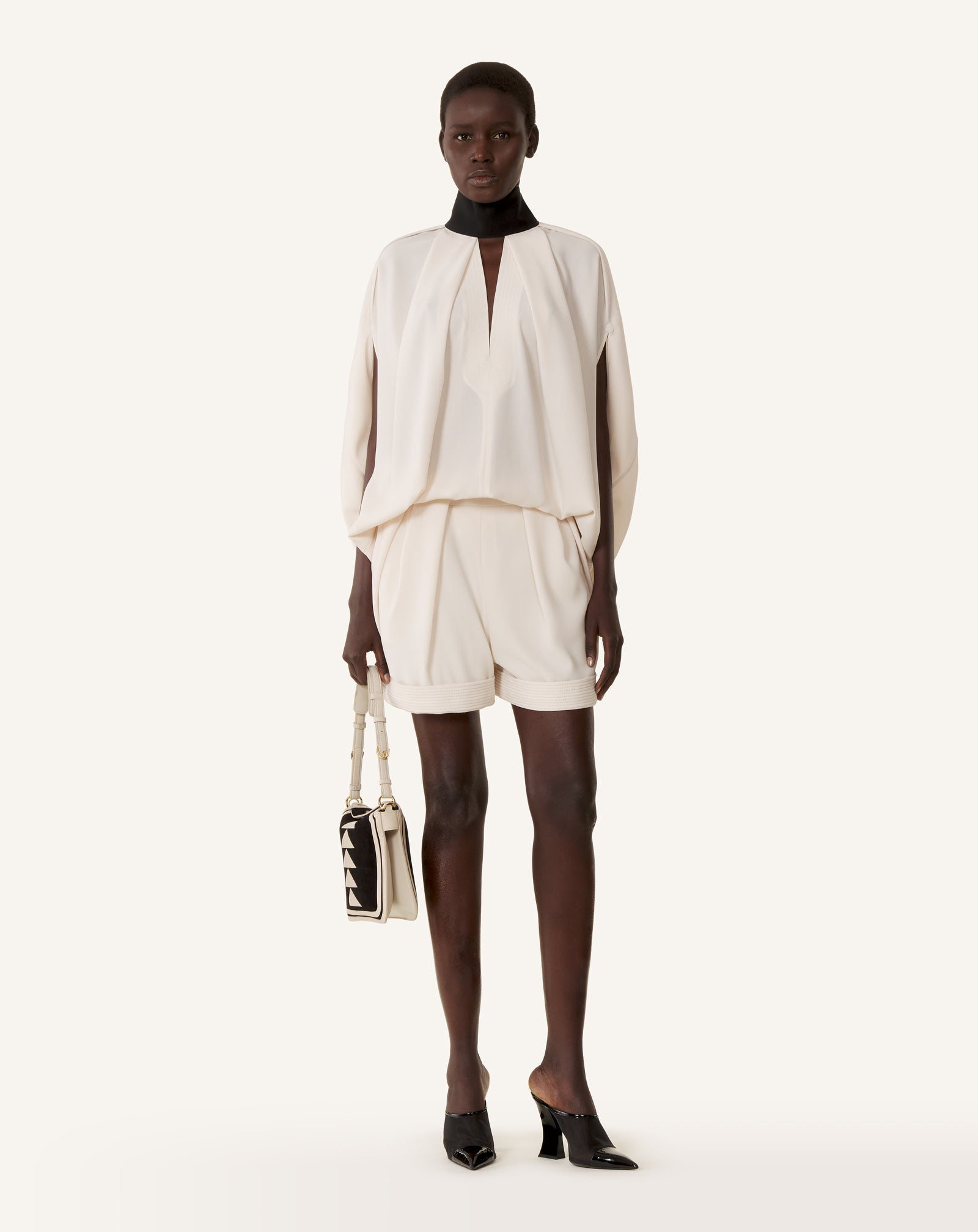 HAUT AMPLE À NŒUD EN CRÊPE