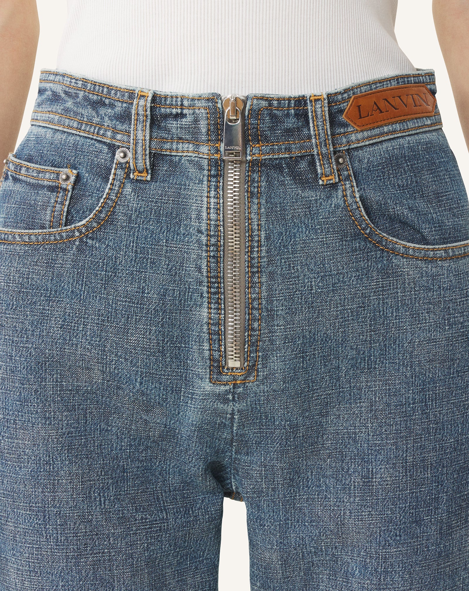 PANTALON ZIPPÉ EN DENIM