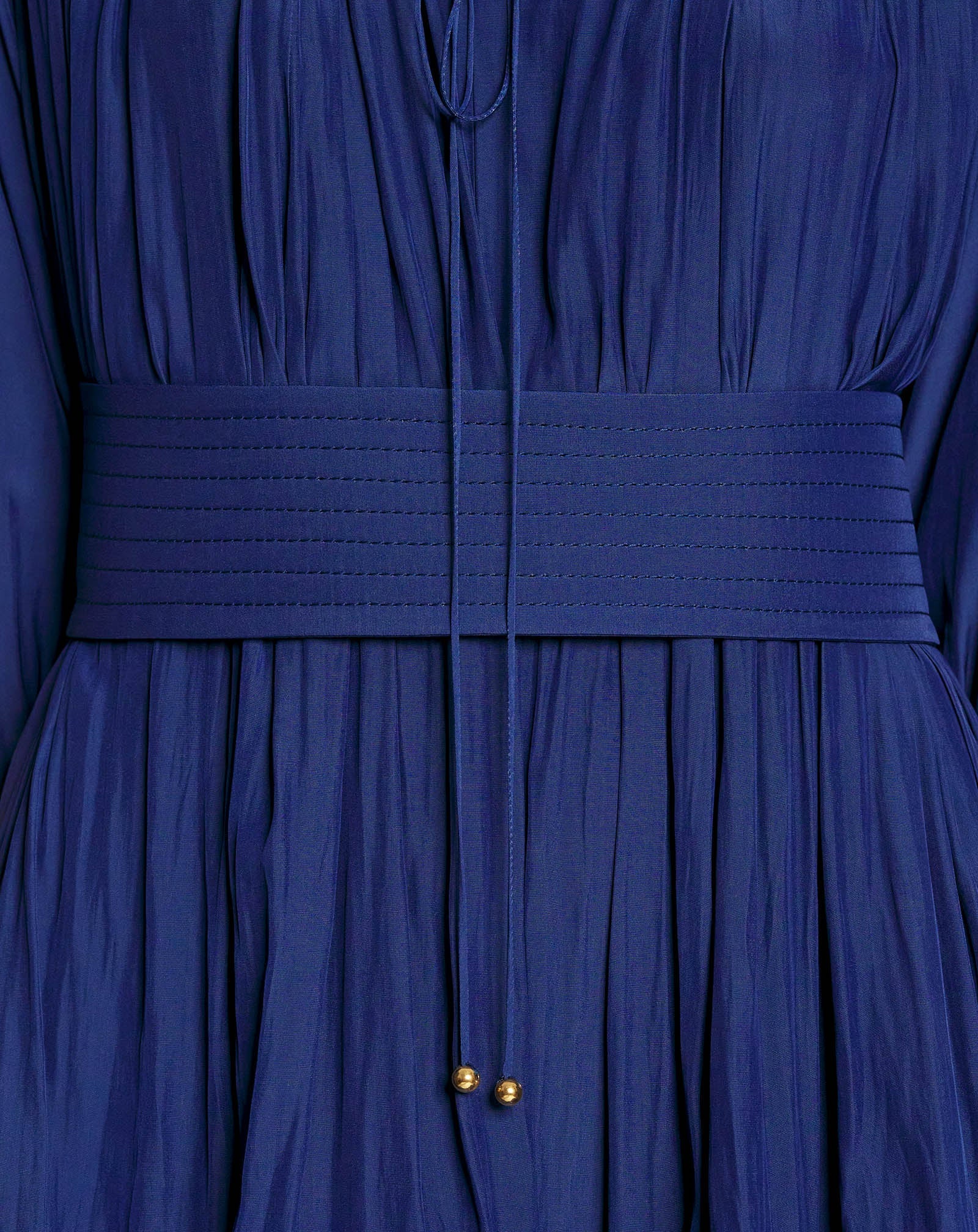 ROBE COURTE EN CHARMEUSE BLEU