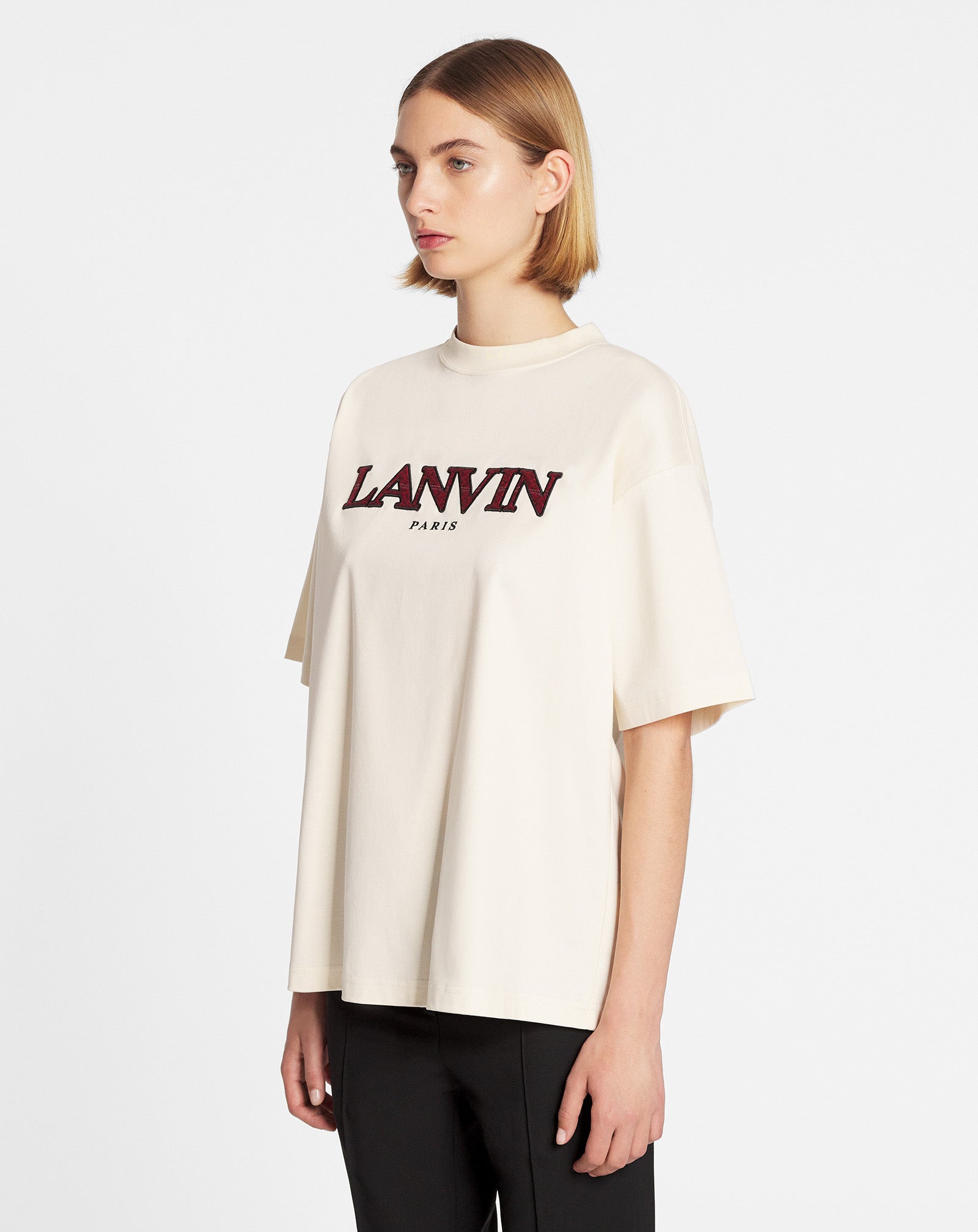 OVERSIZED EMBROIDERED CURB T-SHIRT, CREAM